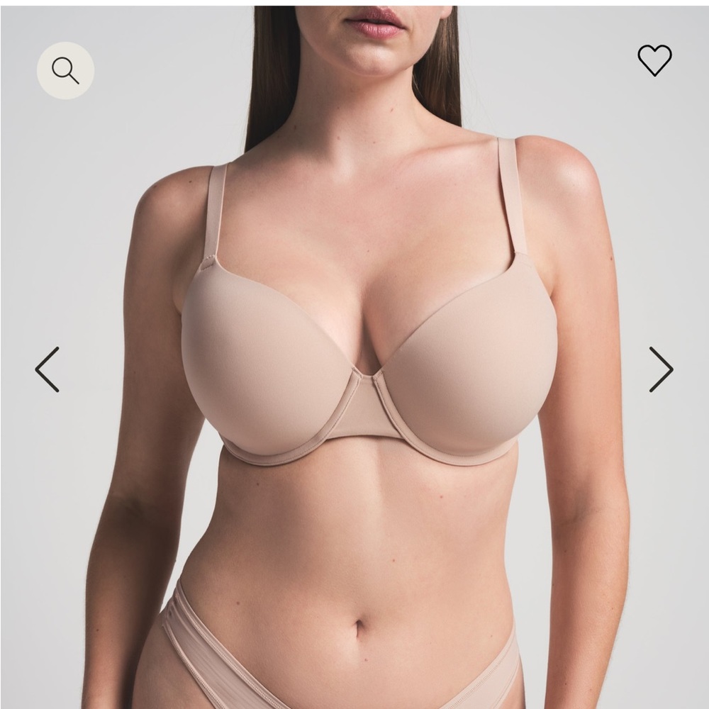 SKIMS Nude Bra